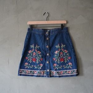 Denim Mini Skirt with floral patterns size M